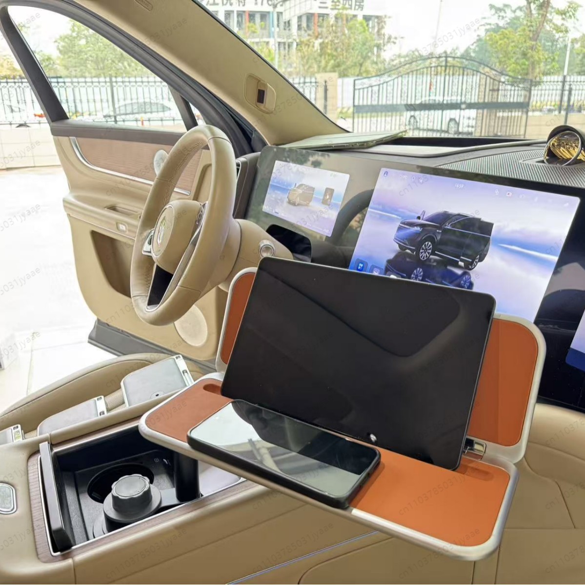 新型車用折りたたみ式トレイテーブル、後部座席運転者向けポータ - Desk Setup Notebook のレビューと価格