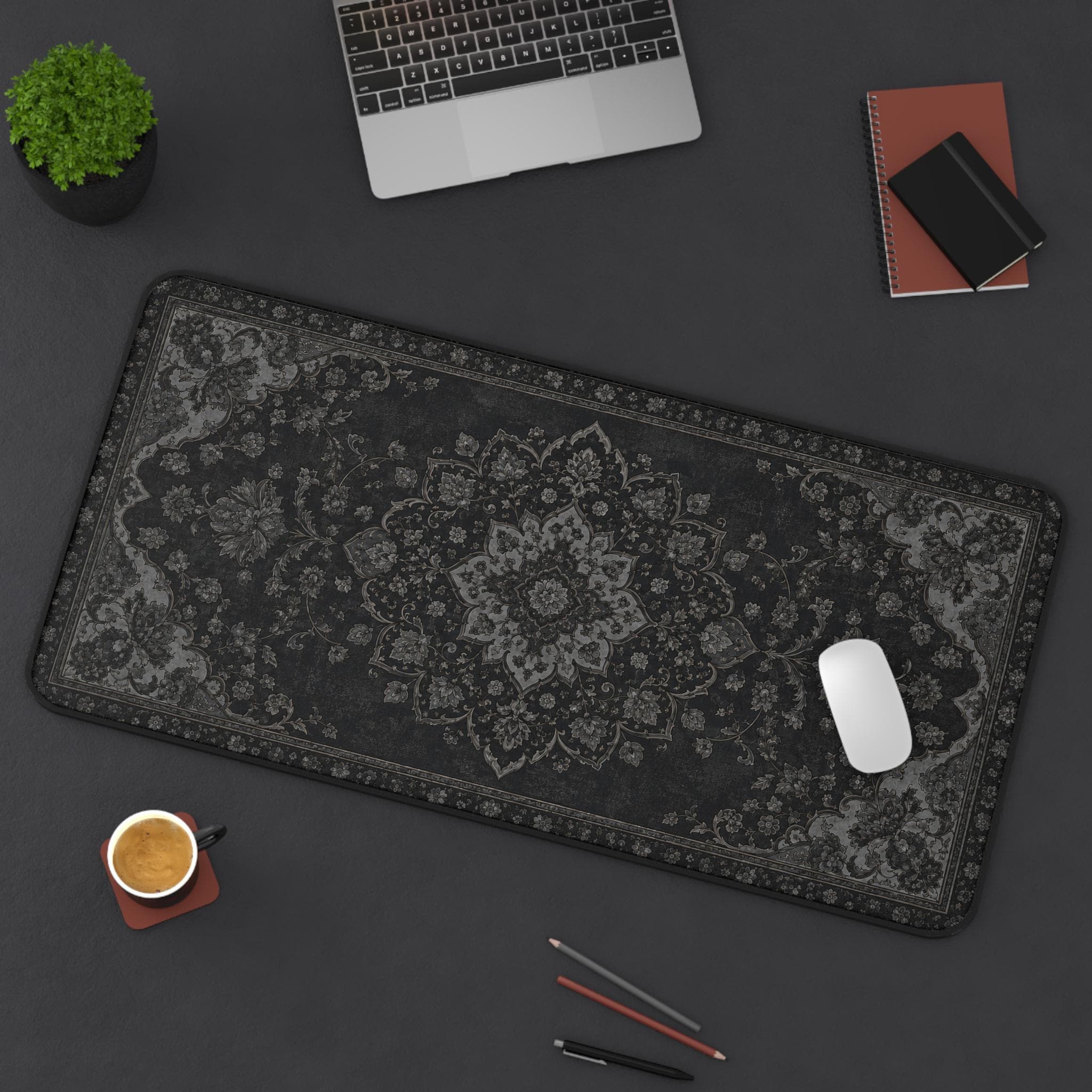 黒いラグデスクマット ダークアカデミアデスクパッド 大型ゲー - Desk Setup Dark のレビューと価格