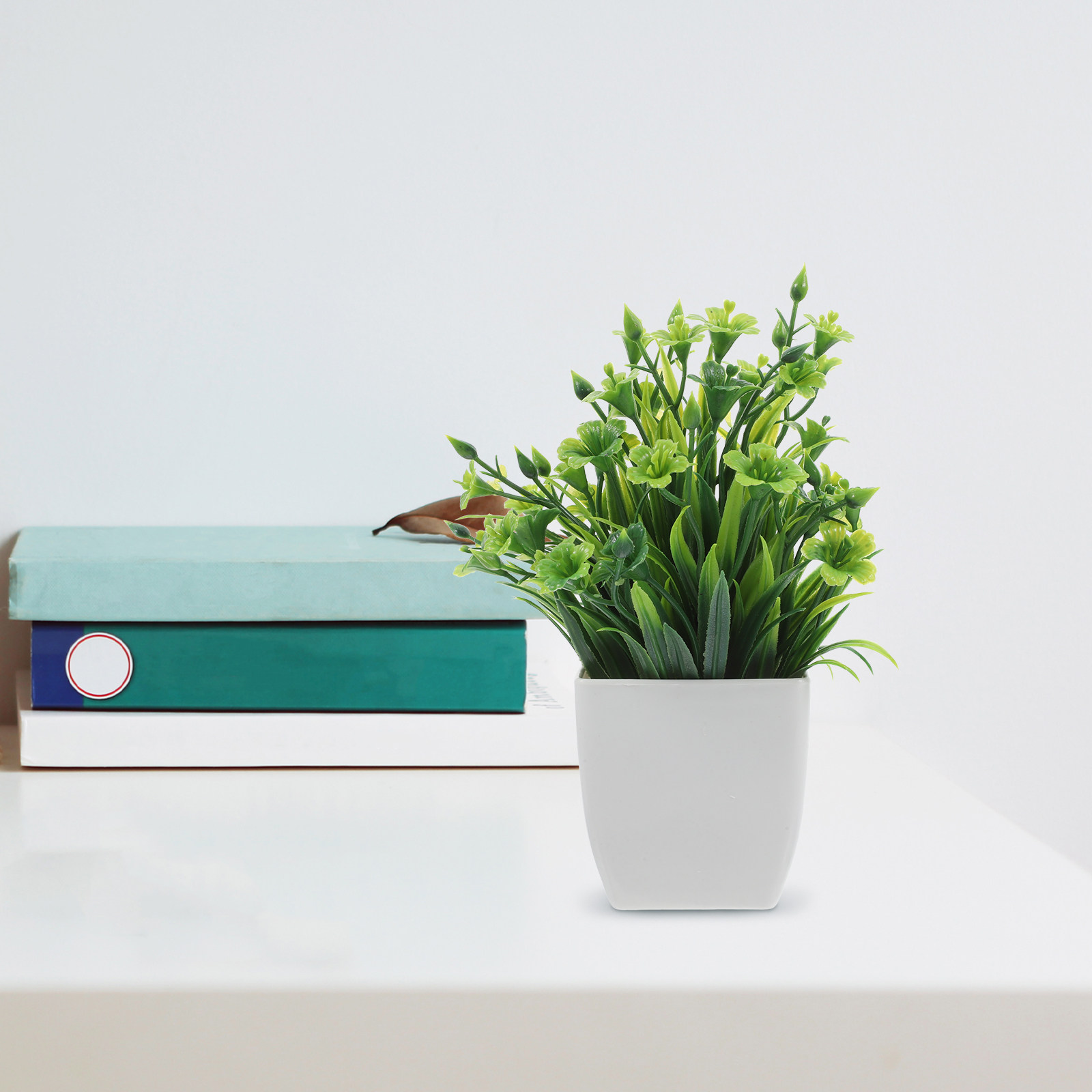 リアルな造花、小型の観葉植物、室内用、デスクやオフィスの装飾 - Plant Pot Small Desk のレビューと価格