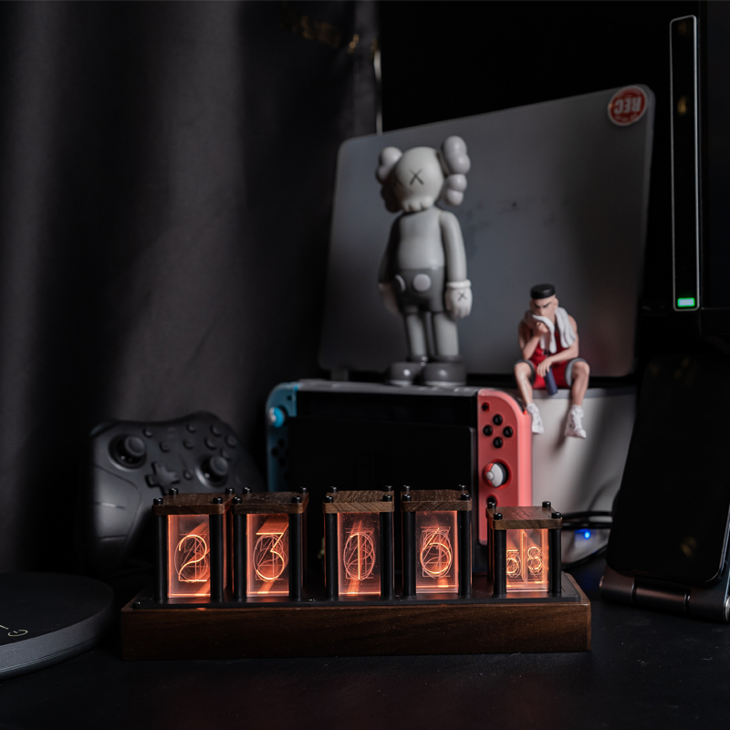 RGBシミュレーションニキシー管時計 LEDデジタルデスクト - Desk Setup Simulator のレビューと価格